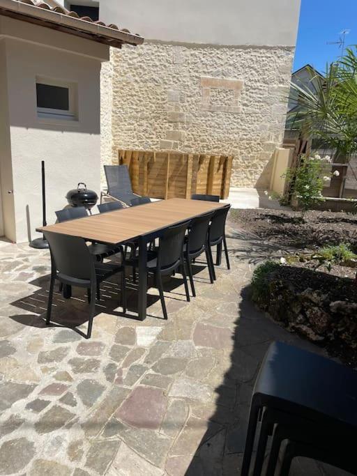 Maison 5 Chambres 3Sdb En Ville Avec Piscine 페리괴 외부 사진